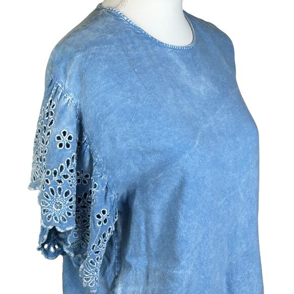 Style Envy Top Women Size XL Blue Dye Wash Rayon Eyelets Flatter Sleeves Blouse - Picture 7 of 12